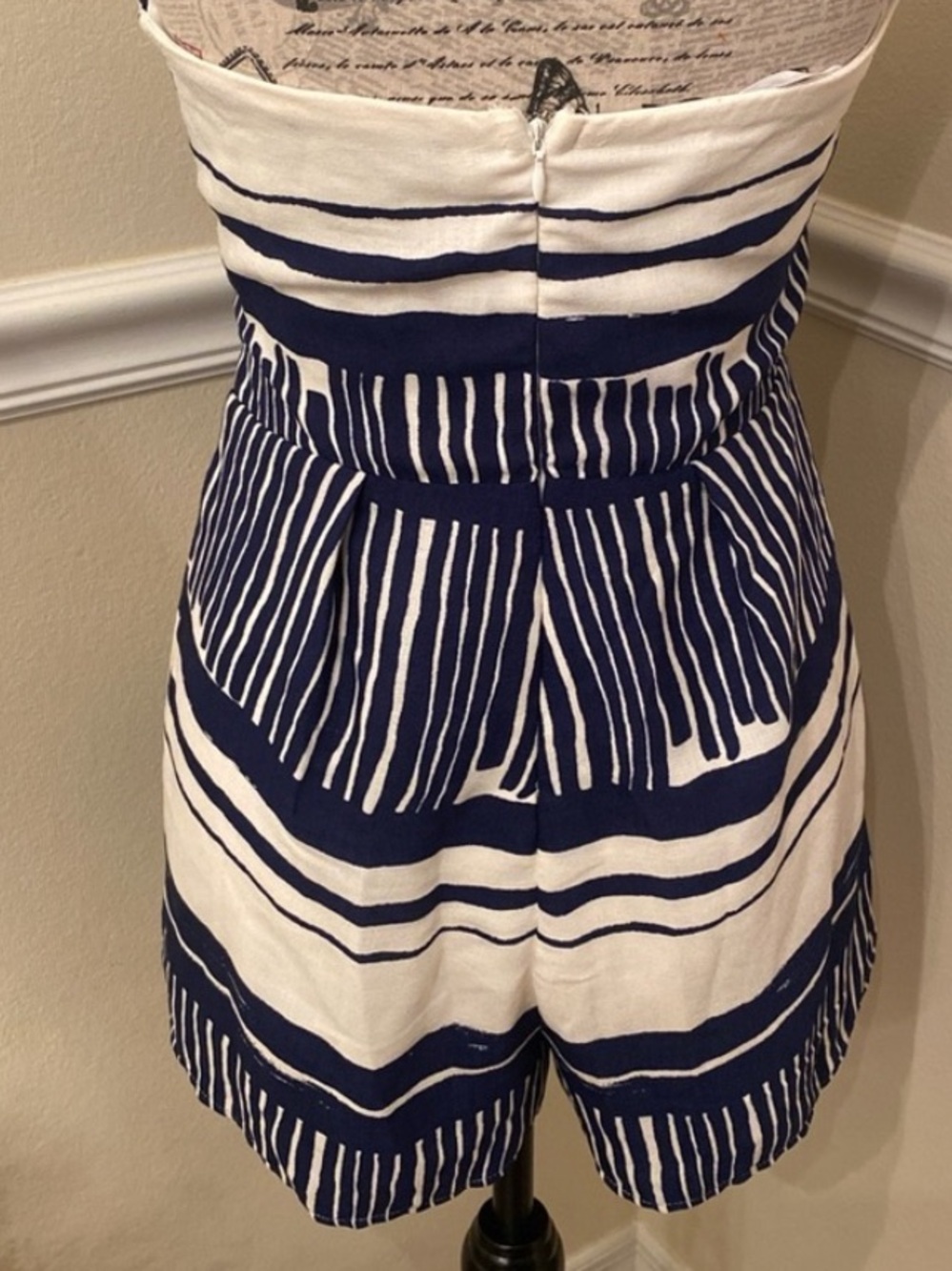 Lulus Navy Cream Striped Bow Front Strapless Romper Small - Picture 4 of 13